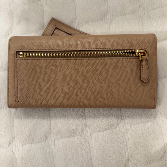 Prada Beige Leather Wallet - Picture 15 of 15
